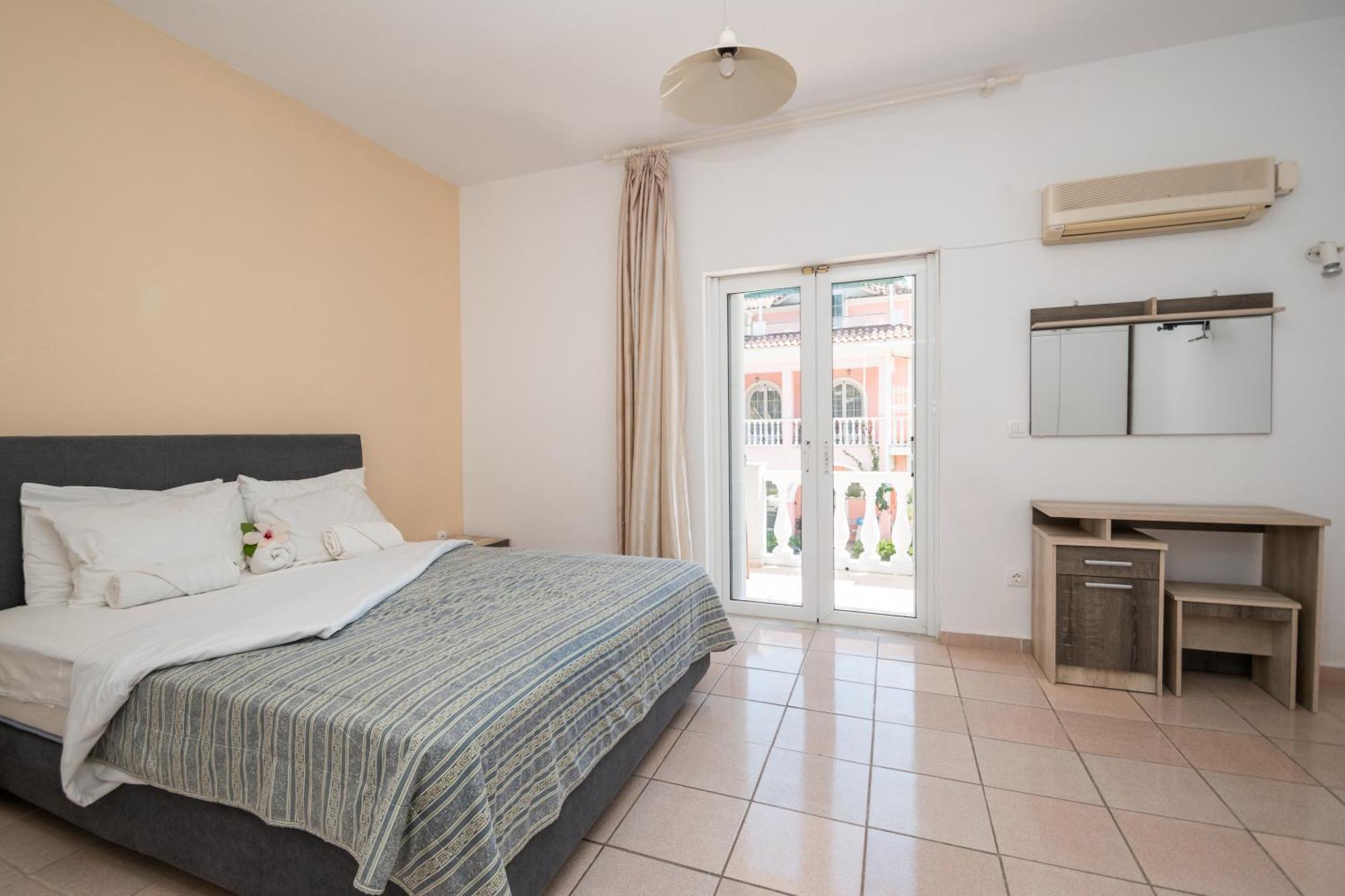 Markella Holiday Resort By "Elite" Marathiás Екстериор снимка
