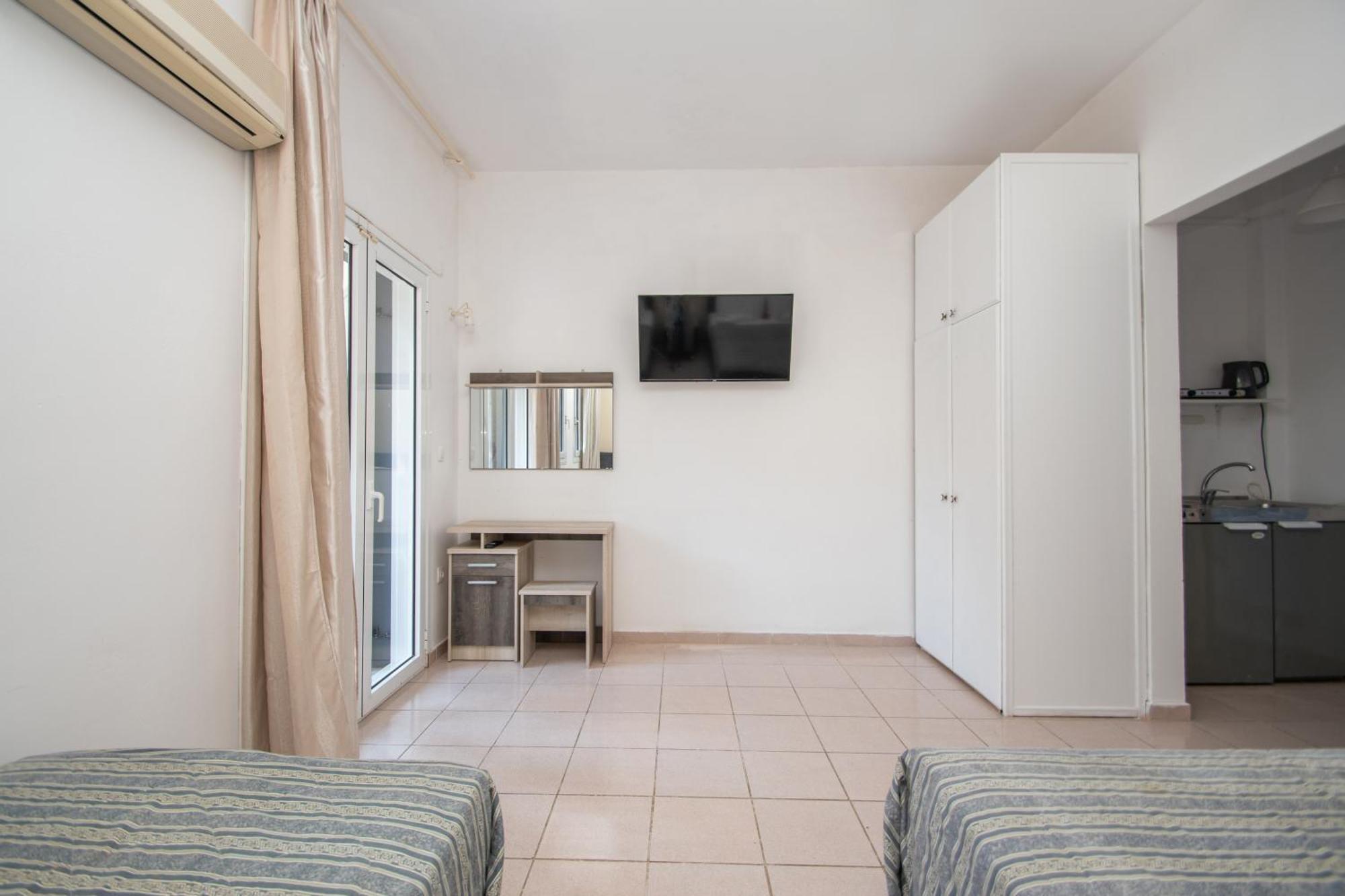 Markella Holiday Resort By "Elite" Marathiás Екстериор снимка