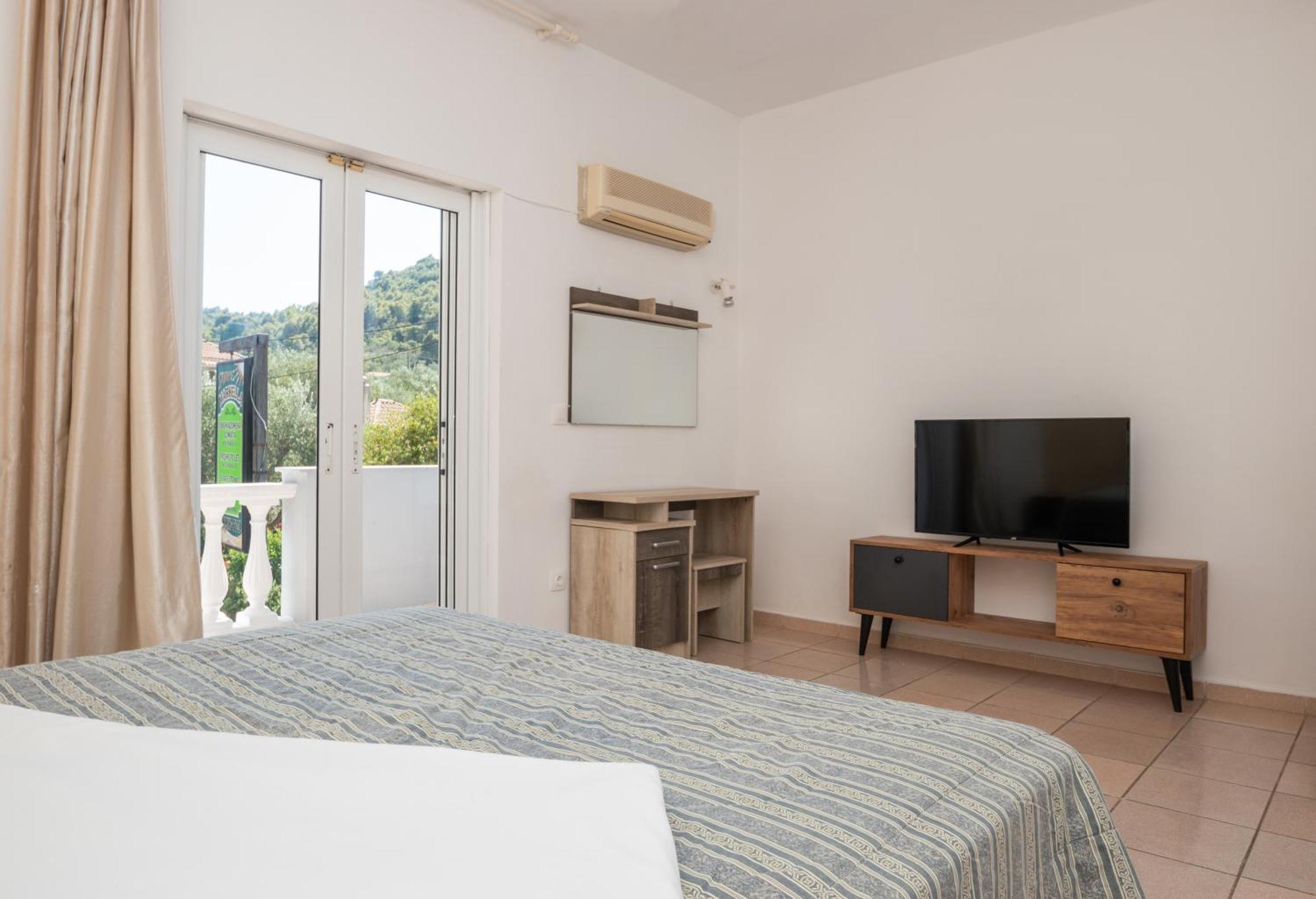 Markella Holiday Resort By "Elite" Marathiás Екстериор снимка